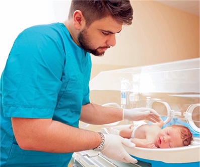 Neugeborene Arzneimitteltherapie Mit Feingefuhl Pz