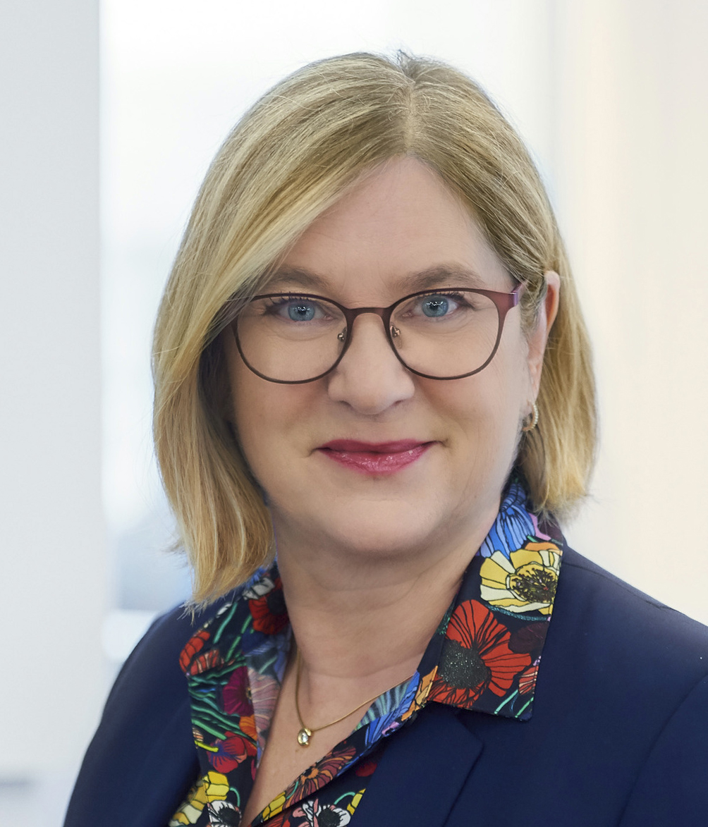 Sabine Nikolaus will den Wert von Arzneimittel-Therapien an volkswirtschaftlich integrativere Betrachtungen festmachen.  / Foto: Boehringer Ingelheim