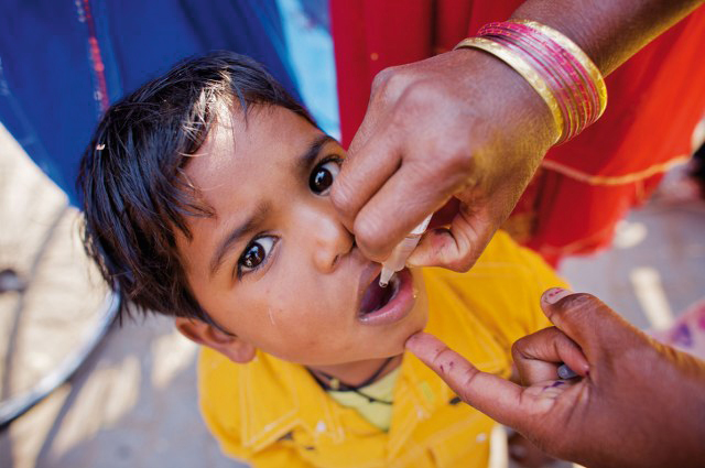 Seit 1999 gilt das Poliovirus vom Typ 2 dank umfangreicher Impfkampagnen als ausgerottet. Seit 2012 trat kein Fall mehr von Typ 3 mehr auf. Damit kursiert nur noch Typ 1 in Pakistan und Afghanistan. / Foto: Global Polio Eradication Initiative