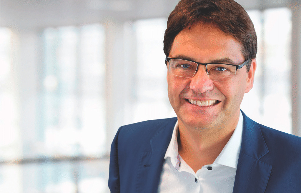 Der EU-Abgeordnete und Arzt Peter Liese hat einen Plan erstellt, wie die Impfstoffversorgung verbessert werden kann. / Foto: Europabüro für Südwestfalen und das Hochstift