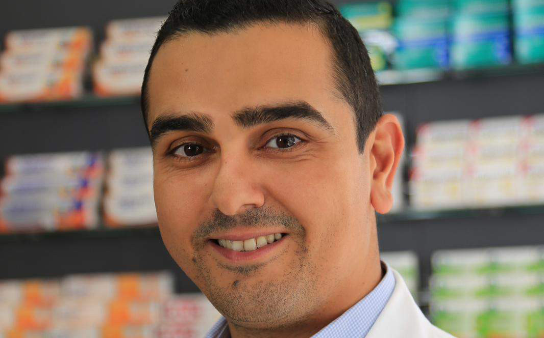 Es sei wichtig, dass Apotheken »als lokale Marken sichtbar sind«, sagt der Kölner Apotheker Gence Polat. / Foto: Noweda