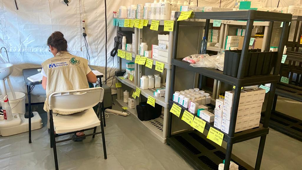 Die von Apotheker ohne Grenzen  organisierte Feldapotheke bei einem Nothilfeeinsatz 2021 in Haiti. / Foto: Apotheker ohne Grenzen