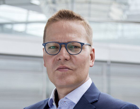 »Die Apothekenreform wird wohl nicht mehr kommen«, sagte der gesundheitspolitische Sprecher der Unionsfraktion, Tino Sorge,  zur PZ.  / © Steven Vangermain