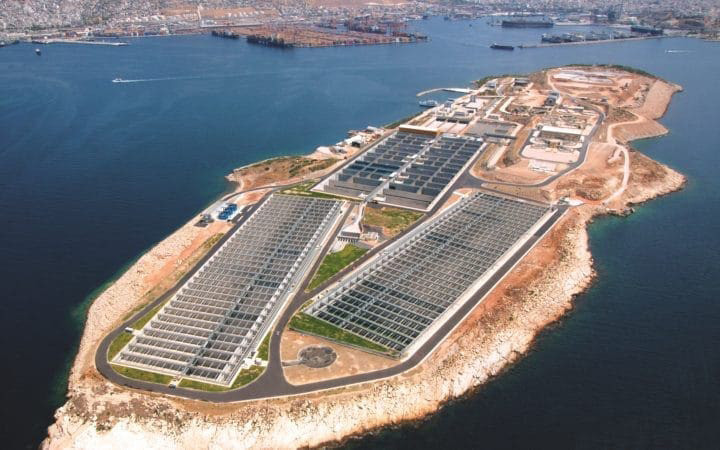 Eine griechische Studie stellt fest, dass Arzneimittel nur ein Teil der im kommunalen Abwasser nachgewiesenen Mikroschadstoffe sind. / © Aktor Group